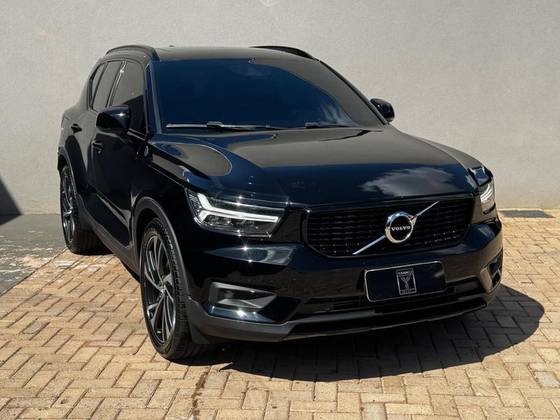 VOLVO XC40 1.5 T5 RECHARGE R-DESIGN GEARTRONIC
